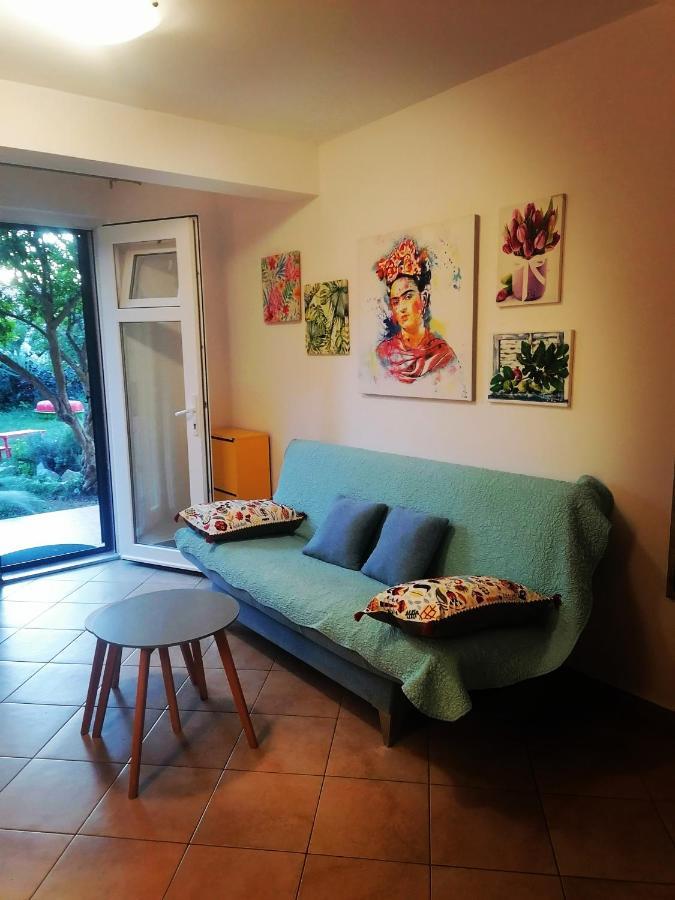 Dairos Apartment Mali Losinj Exterior photo